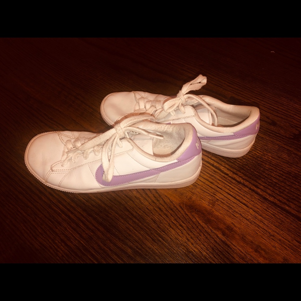 Nike Women’s sneakers size 7